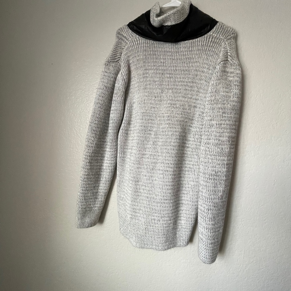 Sweater - Picture 2 of 2